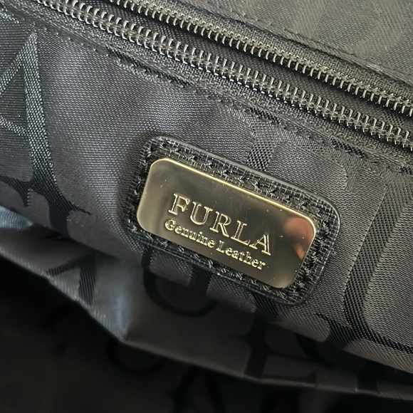 EUC Furla Purse - Picture 8 of 11